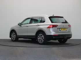 Volkswagen Tiguan (2018) thumbnail 2