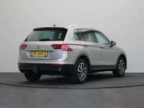 Volkswagen Tiguan (2018) thumbnail 11