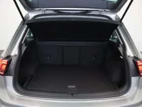 Volkswagen Tiguan (2018) thumbnail 16