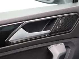 Volkswagen Tiguan (2018) thumbnail 20