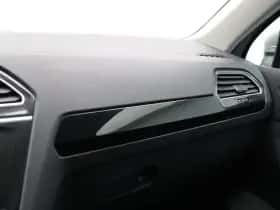 Volkswagen Tiguan (2018) thumbnail 38