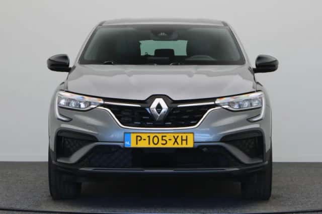 Renault Arkana (2022) thumbnail 6