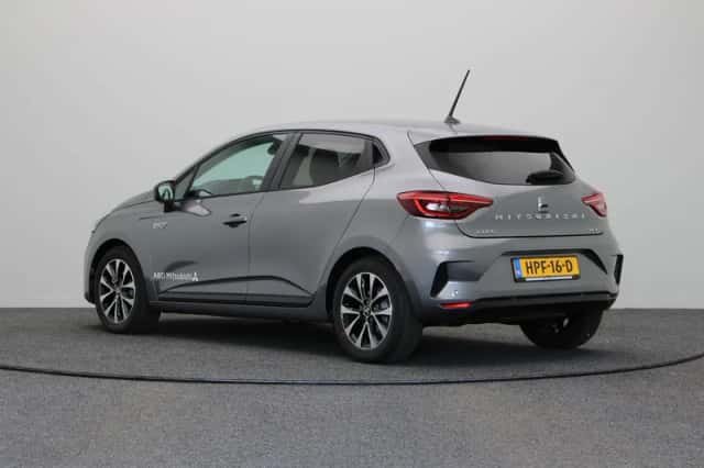 Mitsubishi Colt (2025) thumbnail 2