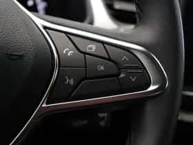 Renault Captur (2023) thumbnail 21