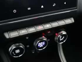 Renault Captur (2023) thumbnail 30