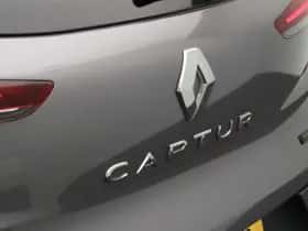Renault Captur (2023) thumbnail 37