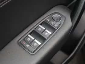 Renault Captur (2024) thumbnail 18