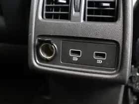 Renault Captur (2024) thumbnail 4