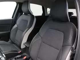 Renault Captur (2024) thumbnail 39