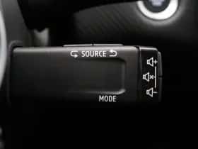 Renault Captur (2023) thumbnail 25