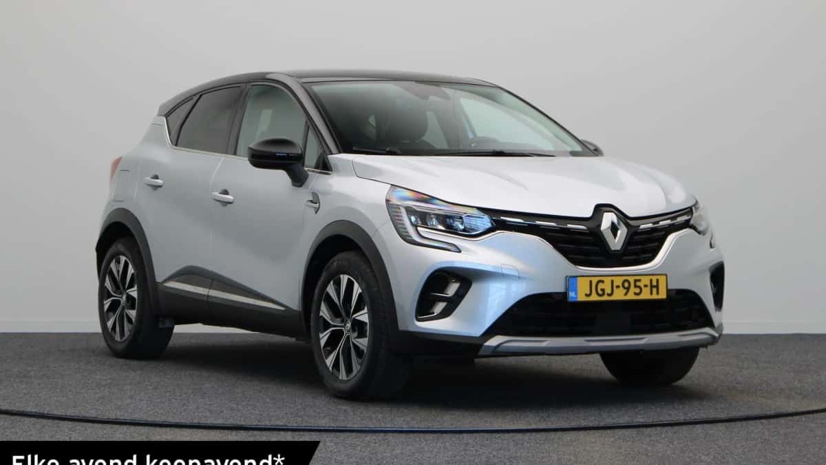 Renault Captur (2024) — foto 1