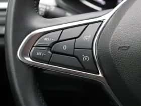 Renault Captur (2024) thumbnail 21
