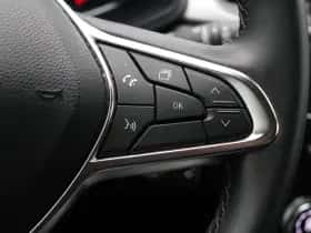 Renault Captur (2024) thumbnail 22