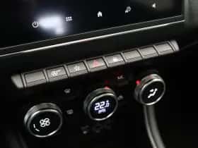 Renault Captur (2020) thumbnail 32