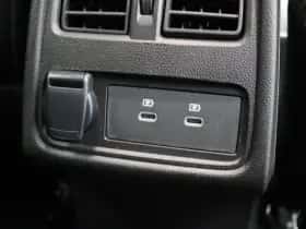 Renault Captur (2025) thumbnail 4
