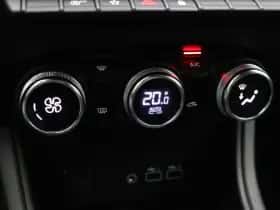 Renault Captur (2024) thumbnail 31