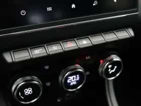 Renault Captur (2024) thumbnail 32