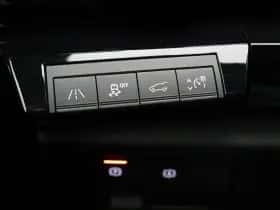 Renault Austral (2024) thumbnail 24