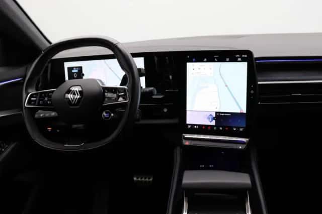 Renault Austral (2024) thumbnail 5