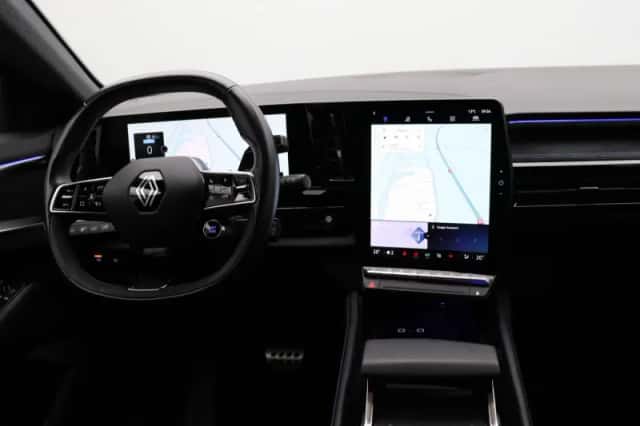 Renault Austral (2024) thumbnail 5