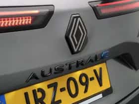 Renault Austral (2024) thumbnail 47