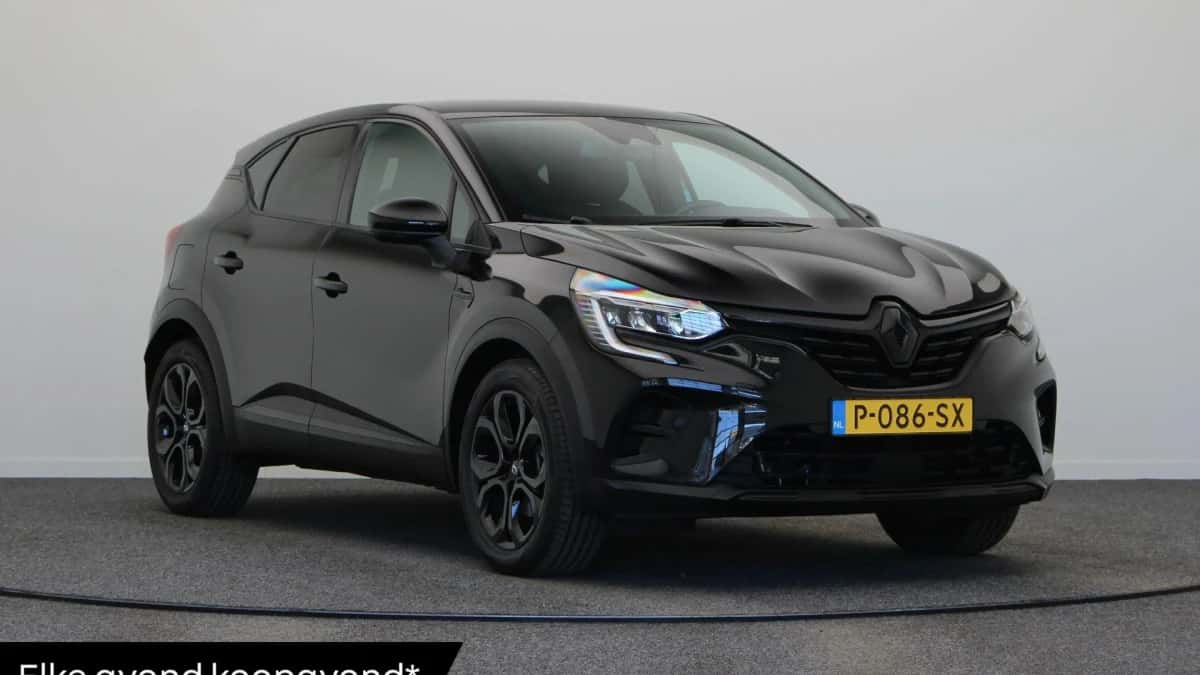Renault Captur (2022) — foto 1