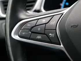 Renault Captur (2022) thumbnail 21