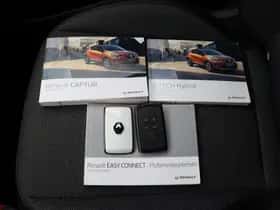 Renault Captur (2022) thumbnail 38