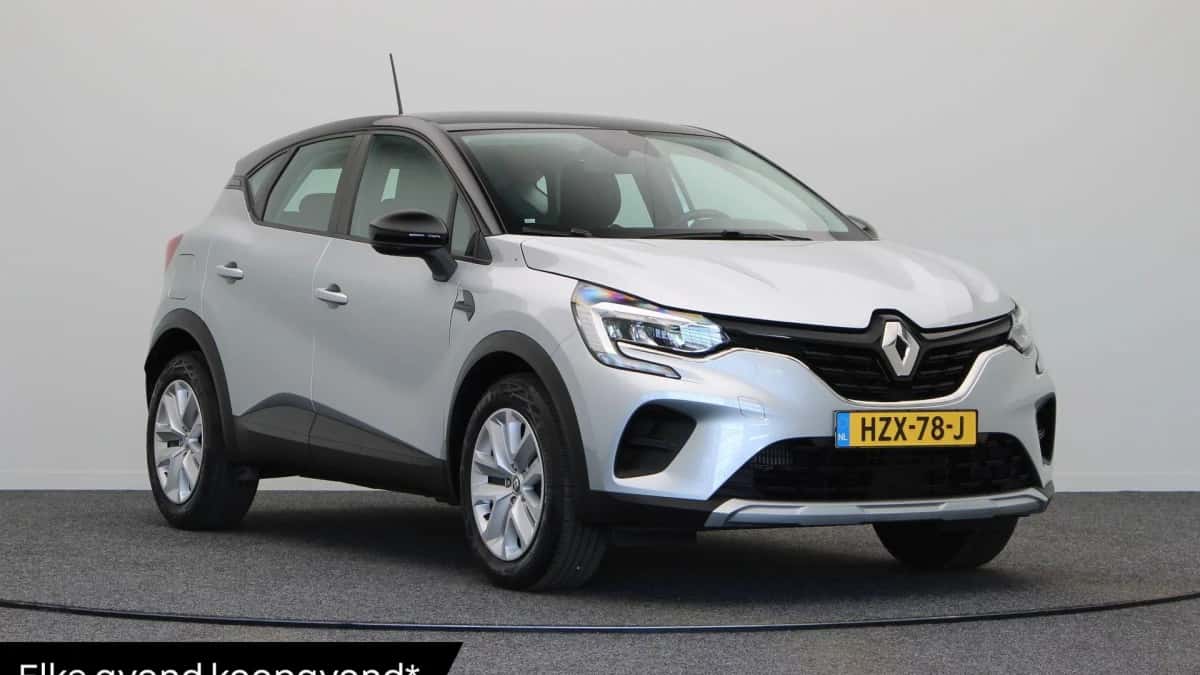 Renault Captur (2024) — foto 1
