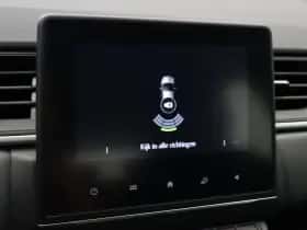 Renault Captur (2024) thumbnail 41