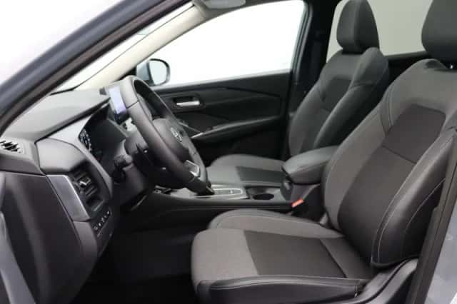 Nissan Qashqai (2025) thumbnail 4