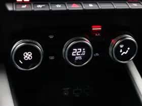 Renault Captur (2020) thumbnail 30