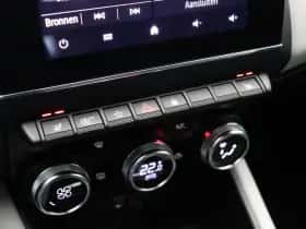 Renault Captur (2020) thumbnail 31