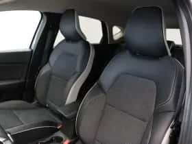 Renault Captur (2022) thumbnail 39
