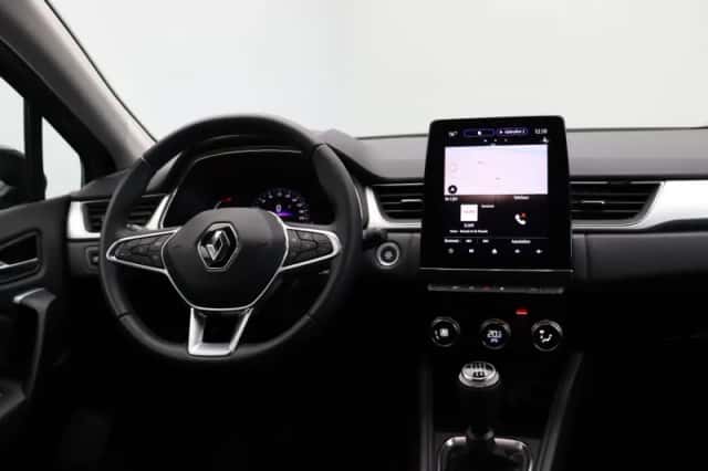 Renault Captur (2022) thumbnail 5