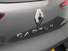 Renault Captur (2022) thumbnail 41