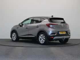 Renault Captur (2021) thumbnail 2