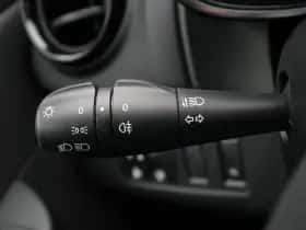 Renault Clio (2018) thumbnail 22