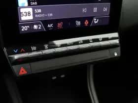 Renault Captur (2024) thumbnail 16