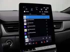 Renault Captur (2024) thumbnail 18