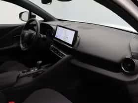 Toyota C-HR (2025) thumbnail 11
