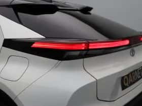 Toyota C-HR (2025) thumbnail 39