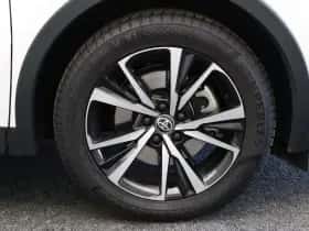 Toyota C-HR (2025) thumbnail 43