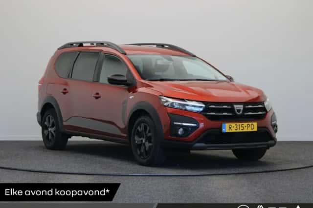 Dacia Jogger (2022) thumbnail 1