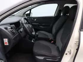 Renault Captur (2017) thumbnail 18