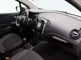 Renault Captur (2017) thumbnail 5