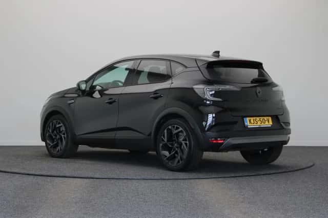 Renault Captur (2025) thumbnail 2