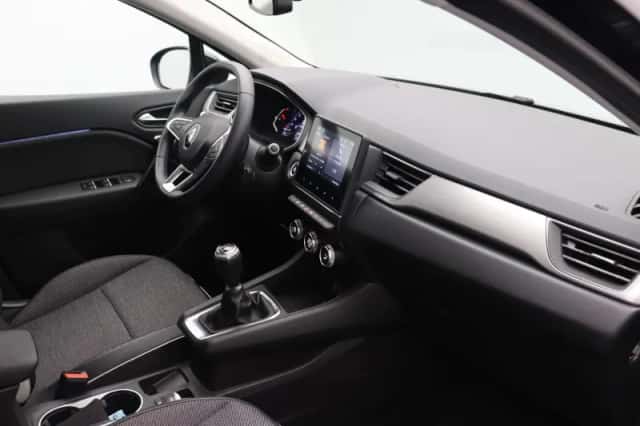 Renault Captur (2021) thumbnail 5