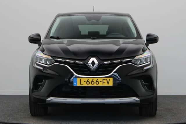 Renault Captur (2021) thumbnail 6