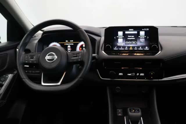 Nissan Qashqai (2021) thumbnail 5